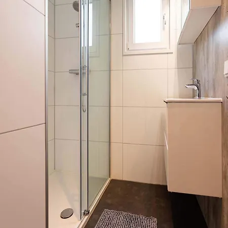 Modern Chalet With Dishwasher IJssellaan